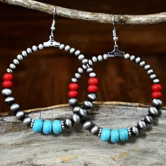 Boho style beaded jewelry set; necklace, earrings, and bracelet, western - Picture 3 of 5